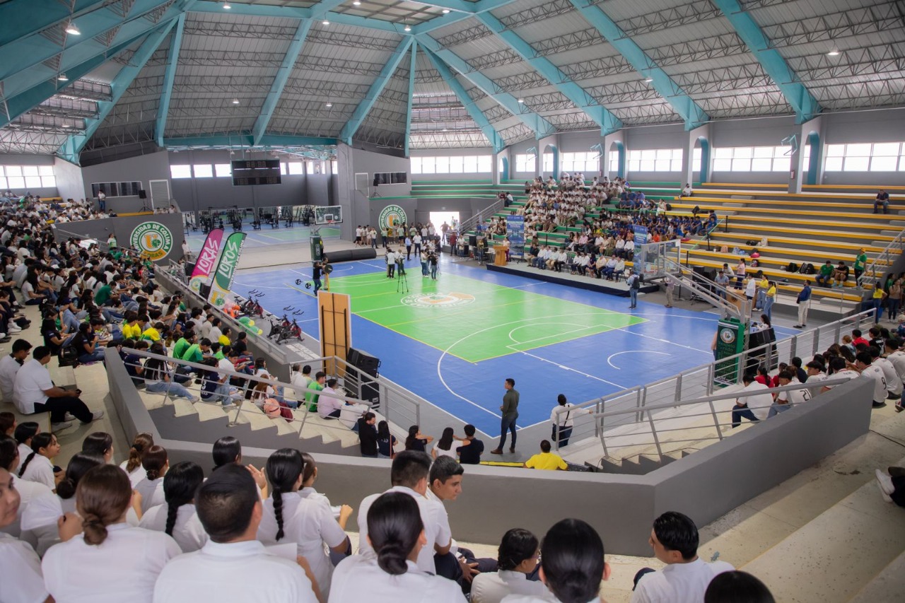 ASIPONA ENTREGA PRIMERA ETAPA REHABILITADA DEL POLIDEPORTIVO DE LA UNIVERSIDAD DE COLIMA EN SAN PEDRITO
